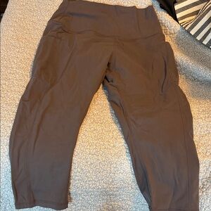 Women's Grey Capri Leggings